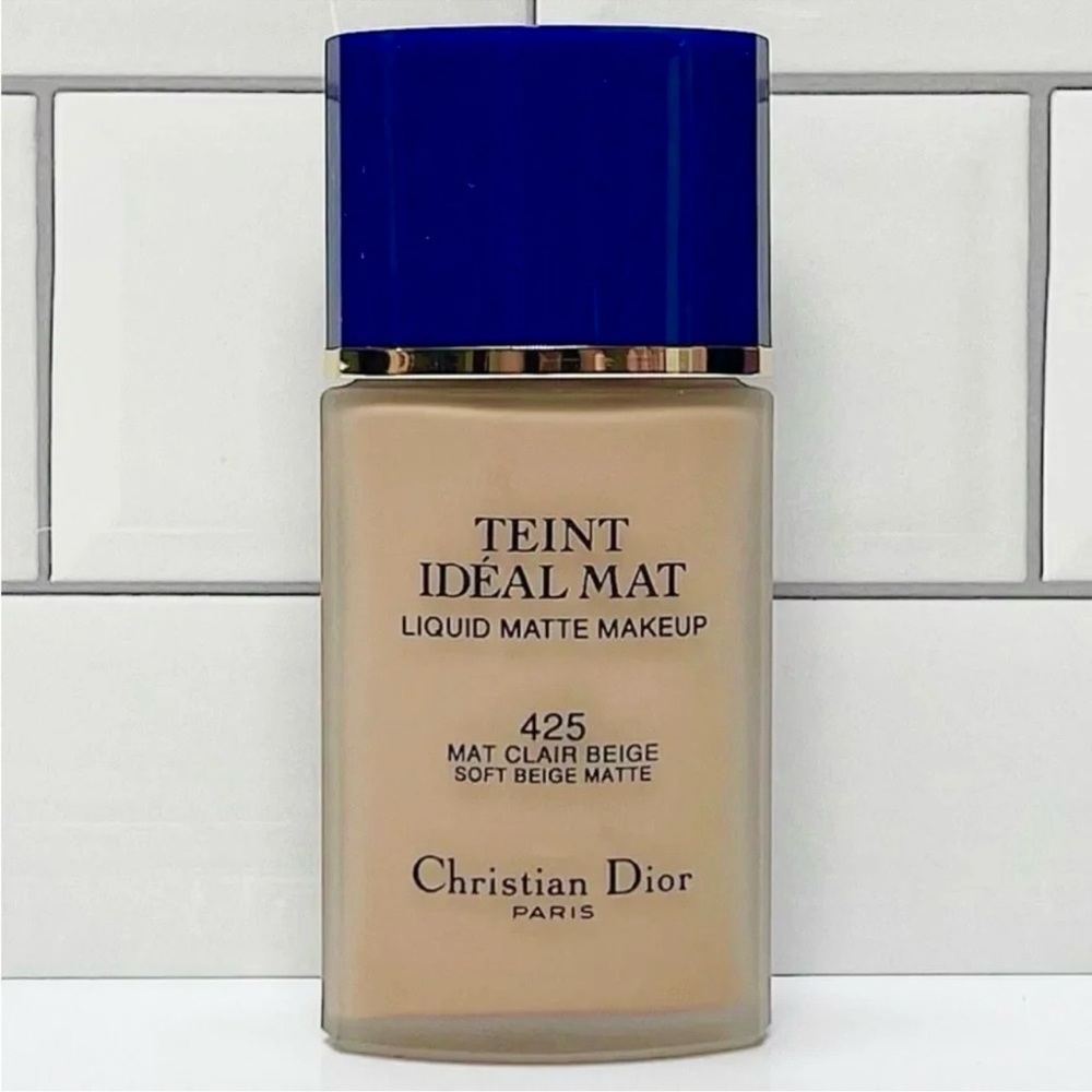 Dior 425 Soft Beige Matte Teint Ideale Mat Liquid Matte Makeup